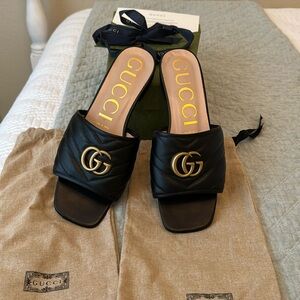 Gucci Black Jolie Sandals